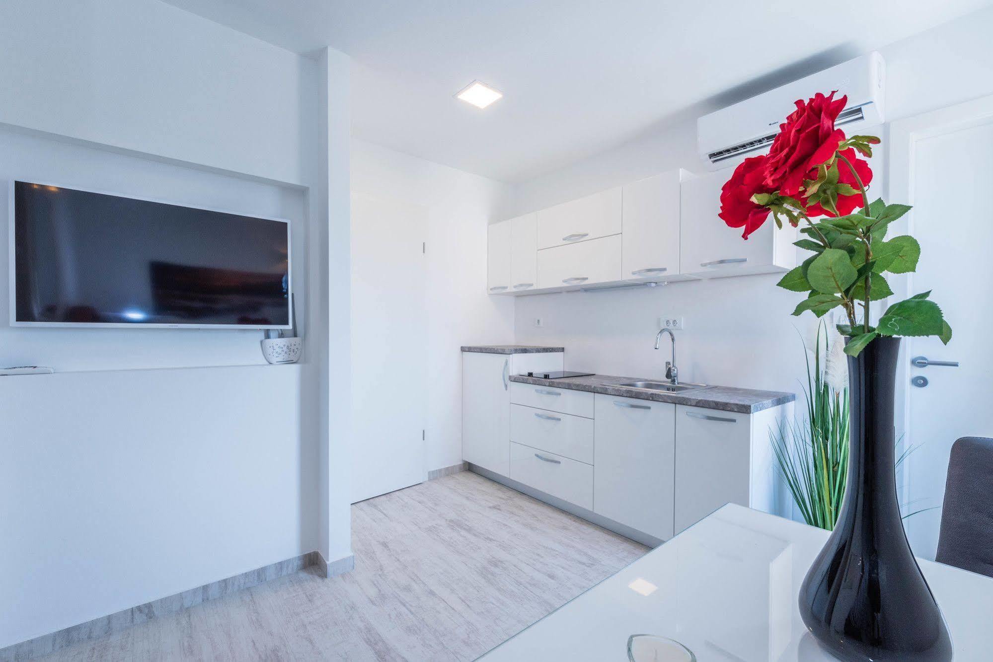 Villa Lavanda Podstrana Ngoại thất bức ảnh